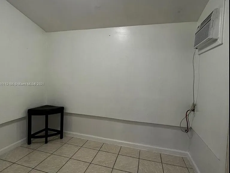 47 NW 45th Ave — Photo 9