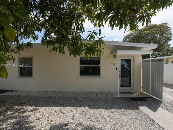 720 E 44th St, Hialeah, FL 33013