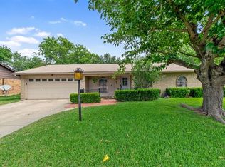 1504 La Sierra Rd, Edgecliff Village, TX 76134