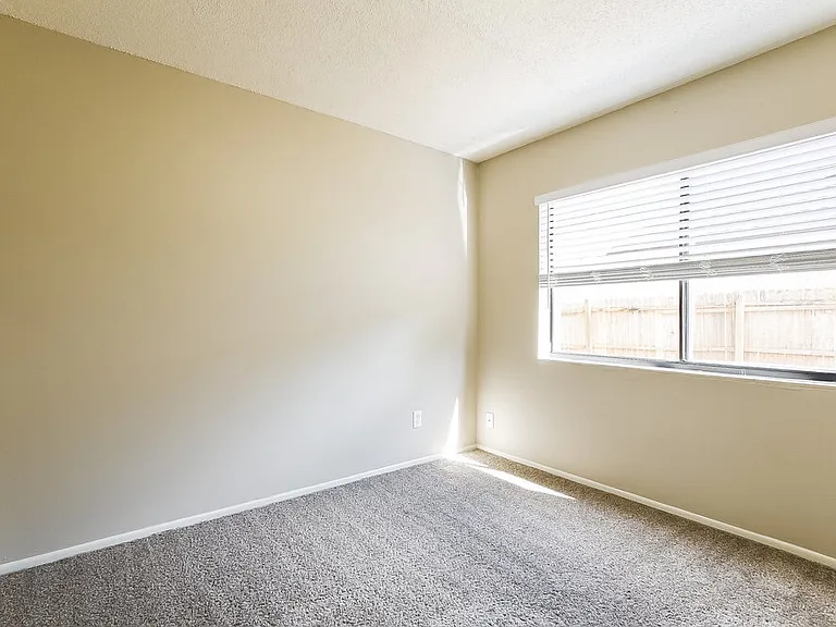 7934 Winter Song Dr — Photo 12