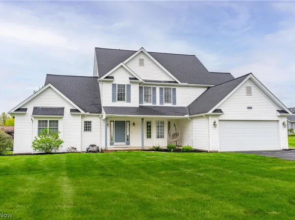 30 Pine Villa Trl #5, Aurora, OH 44202