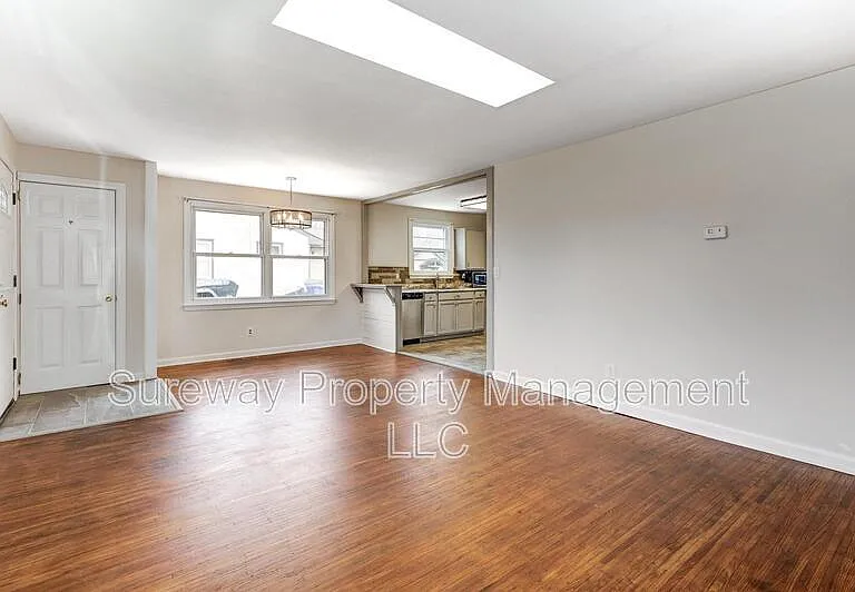 55 Nassau Rd — Photo 6