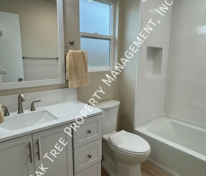 360 Cole Ave #C — Photo 9