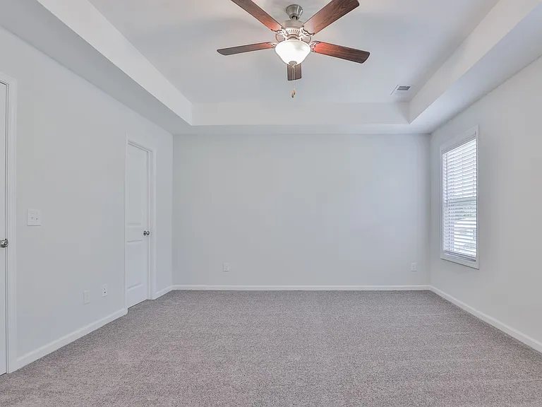 764 Shull St — Photo 15