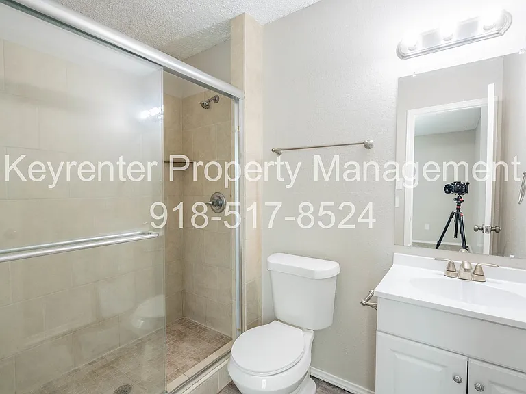 1707 S Nogales Ave — Photo 9
