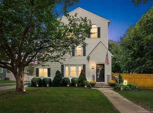 164 Rockland Rd, Fairfield, CT 06825