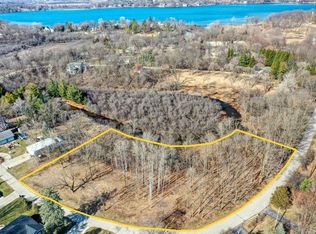 Lt1a Lalumiere Rd S #1B, Oconomowoc, WI 53066