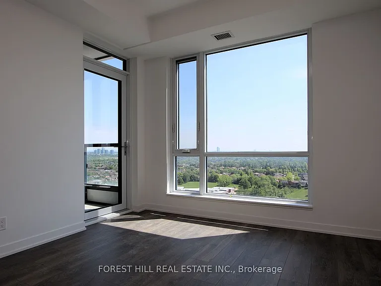 7950 Bathurst St #1706 — Photo 12