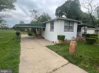 527 Parkinson Ave, Hamilton, NJ 08610