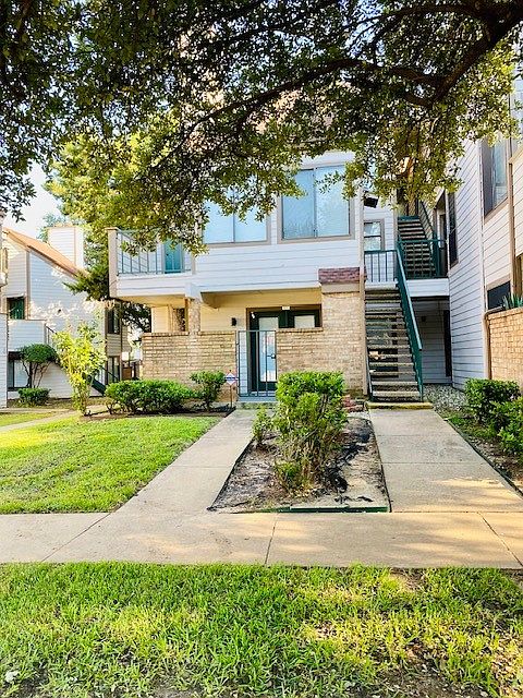 1st image of 2311 Balsam Dr APT H211