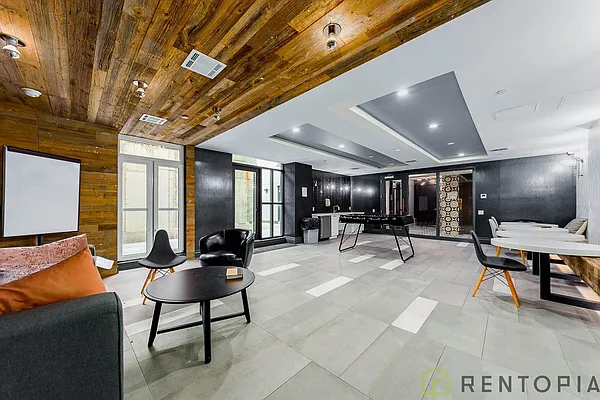 Rented by Rentopia | media 25