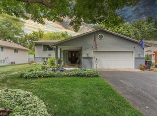 2943 Payne Ave, Little Canada, MN 55117
