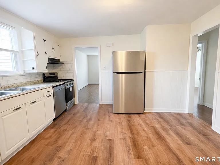 415 High St #1 — Photo 4