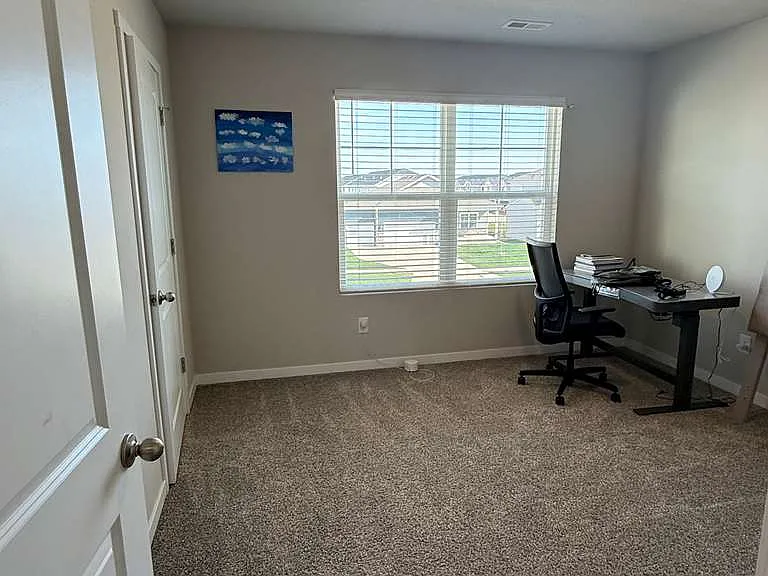 10340 Powell Ave — Photo 18