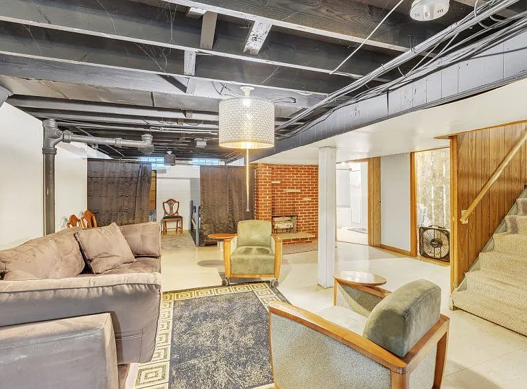 4941 Julius Blvd — Photo 7