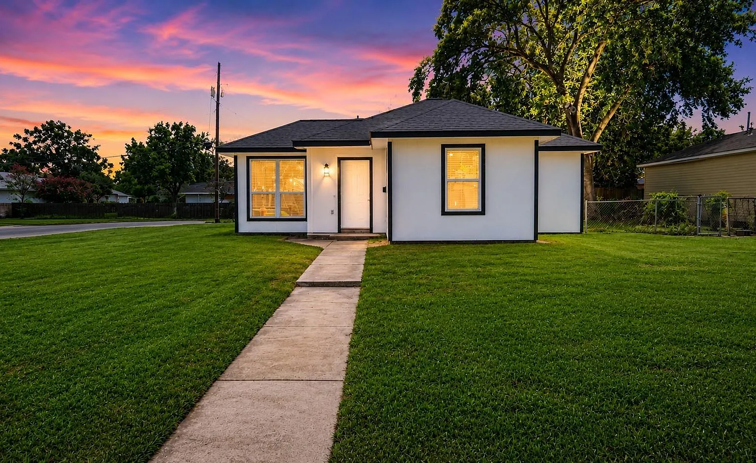 3 bed, 1.0 bath, 1450 sqft, $1,850 — Photo 4