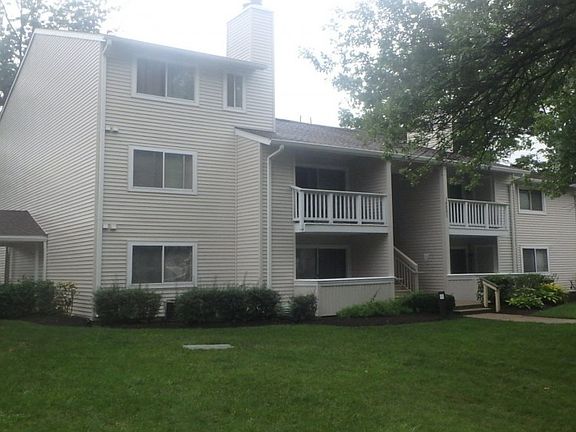3rd image of 18207 Swiss Cir APT 2-104