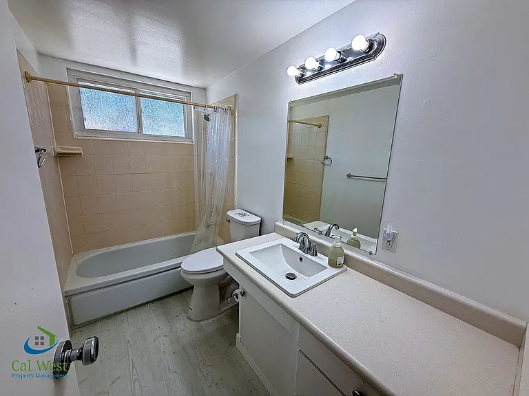 3174 Colfax Ct — Photo 27