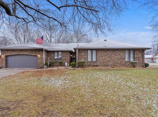 1254 E Lafayette Ct, Springfield, MO 65804