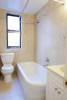 Rented by JK Dansar Corp | media 9