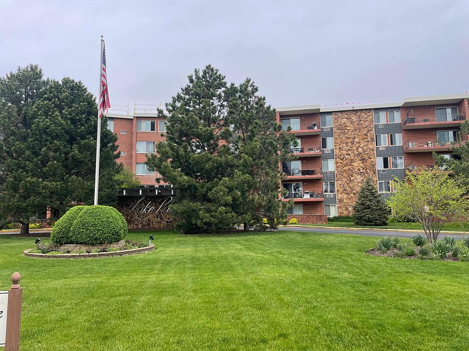 2nd image of 16 E Old Willow Rd APT 328S