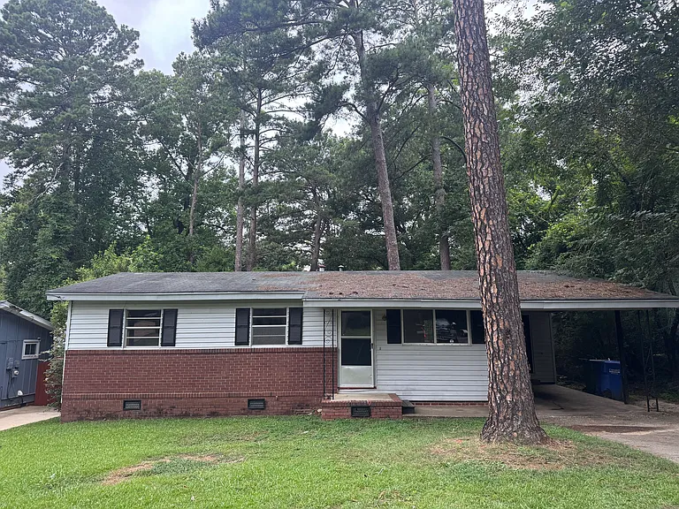 5719 Fairchild Dr — Photo 1