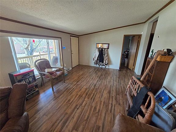 5th image of 556 SE 1291st Rd