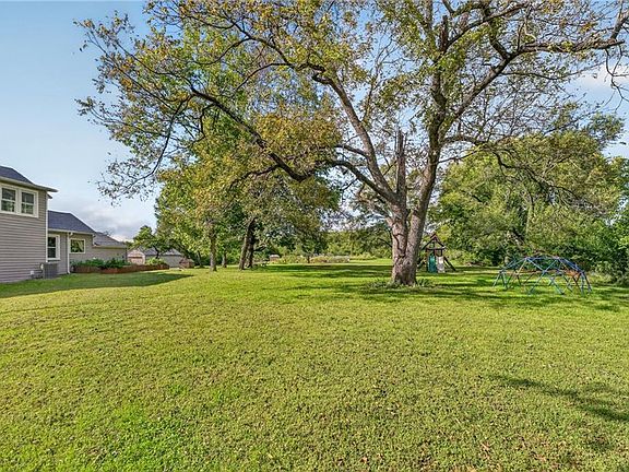 5th image of 16526 New Lawrence Rd