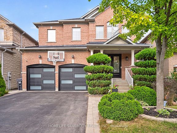 2nd image of 61 Fieldview Dr