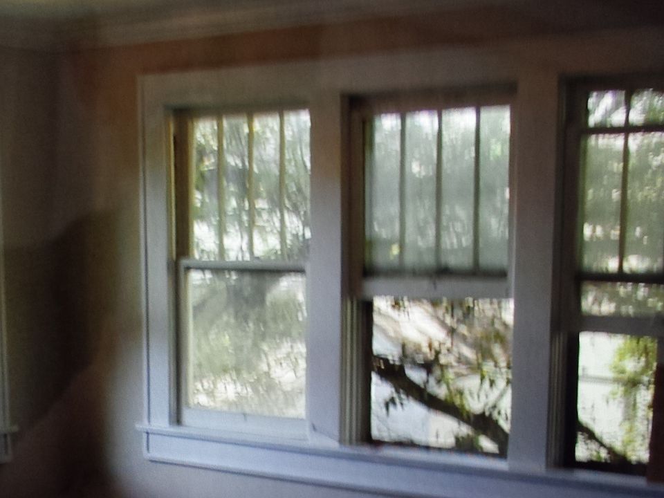 1st image of 619 Earl Ave N APT 2