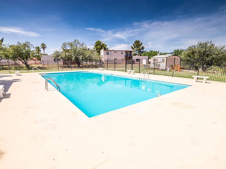 4409 Plaza Vis #B — Photo 28