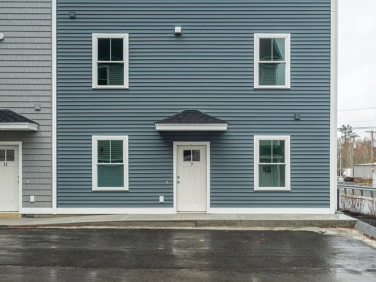 Paul's Place — Photo 49