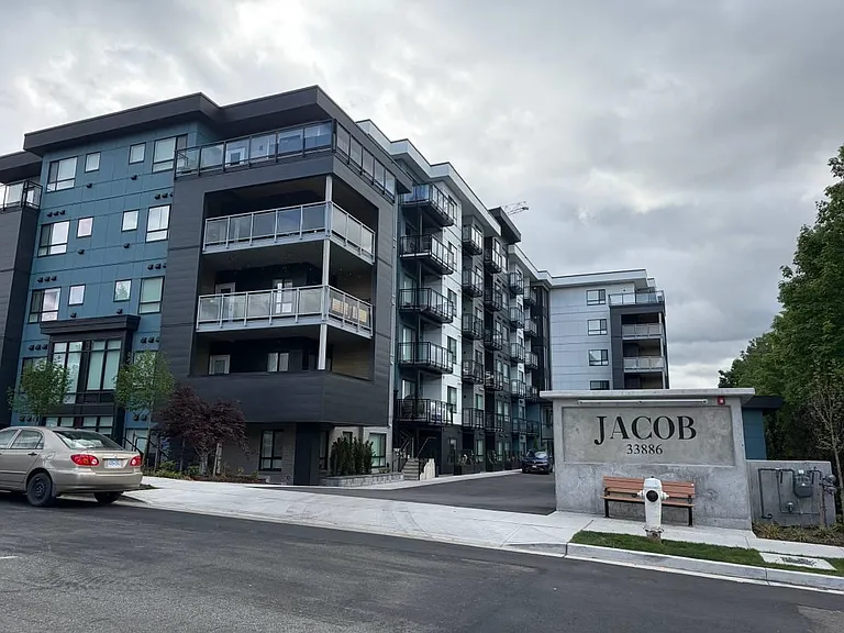 33886 Pine St — Photo 24