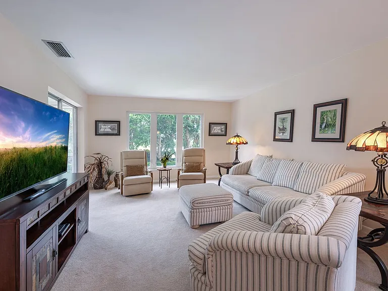 241 Palm River Blvd #C202 — Photo 15