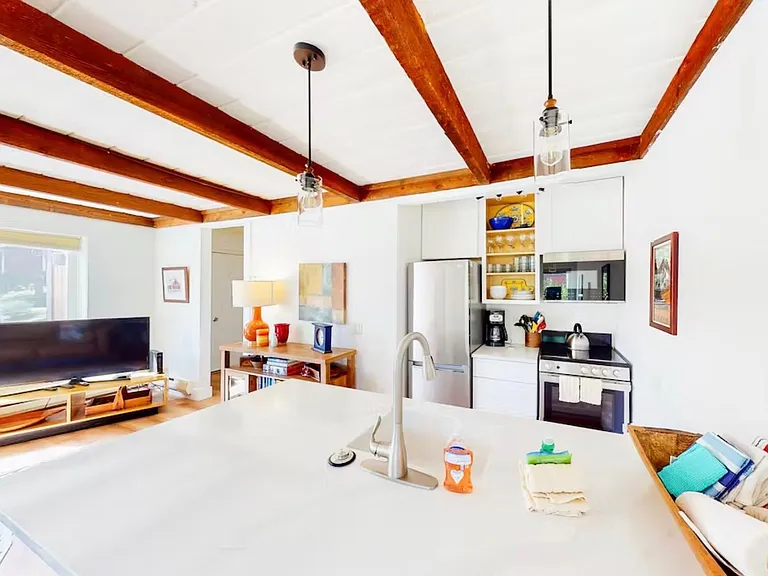 1051 Atelier Condo Dr — Photo 2