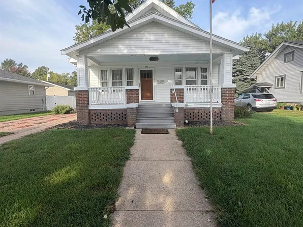 205 N Myrtle St, Hooper, NE 68031