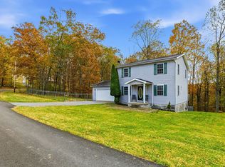 46 Oakridge Ln, Bridgeport, WV 26330