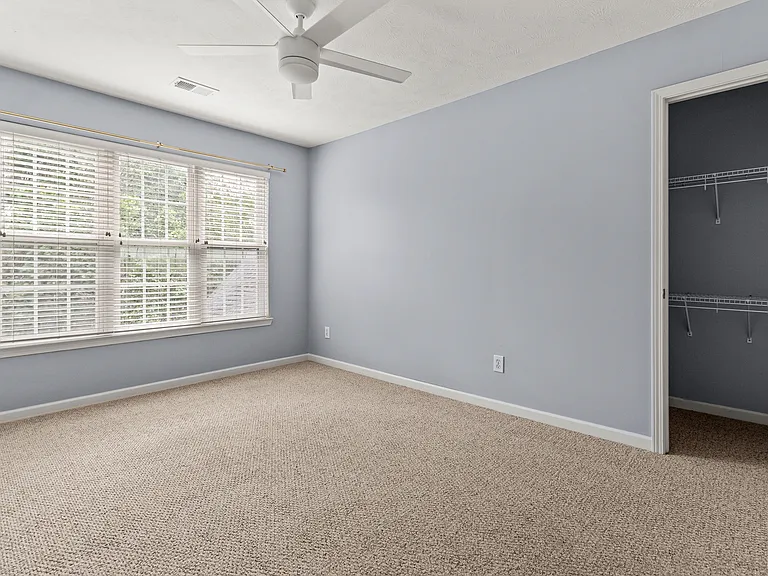 620 Woodbine Ct — Photo 17