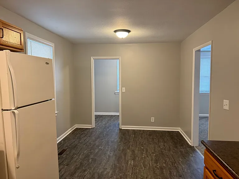1558 Cherry Tree Dr — Photo 7