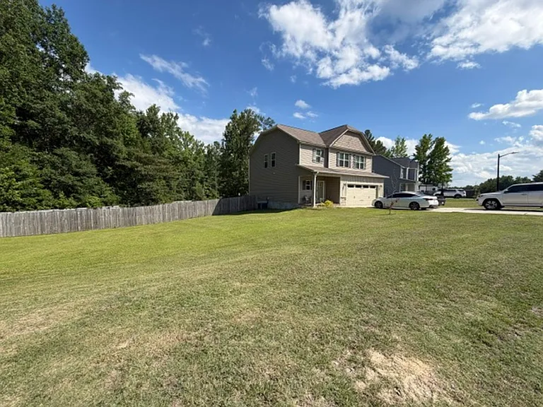 251 Melody Ln — Photo 2