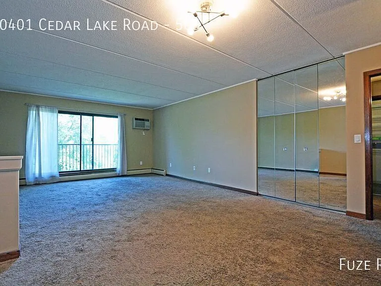 10401 Cedar Lake Rd #505 — Photo 9