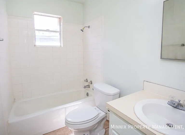 4644 52nd St #B — Photo 14