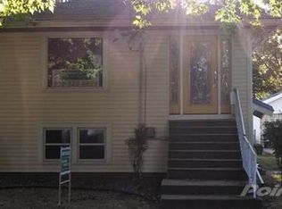 746 N Park St, Owosso, MI 48867
