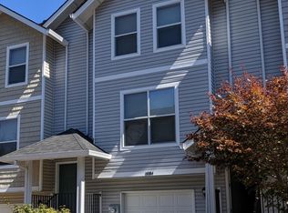 16984 NE Halsey St, Portland, OR 97230