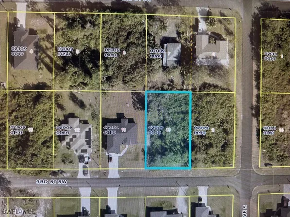 3002 3rd St SW, Lehigh Acres, FL 33976