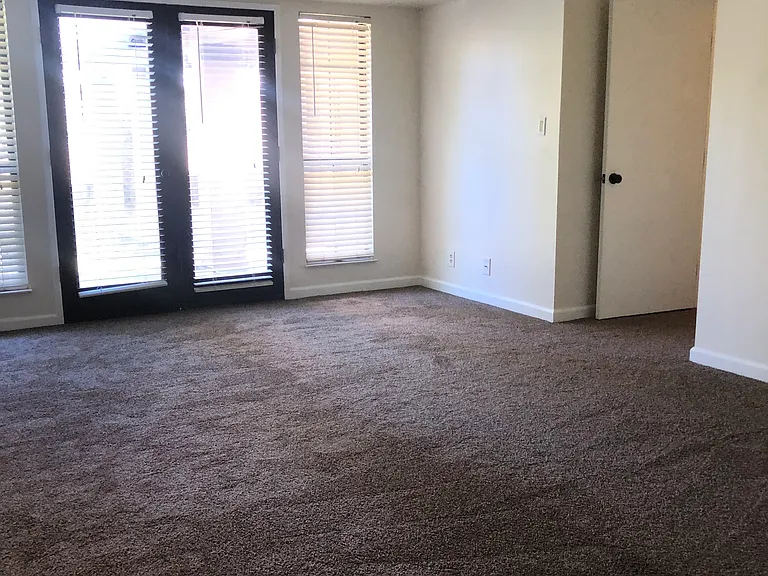 9112 Hoxie Ct — Photo 14