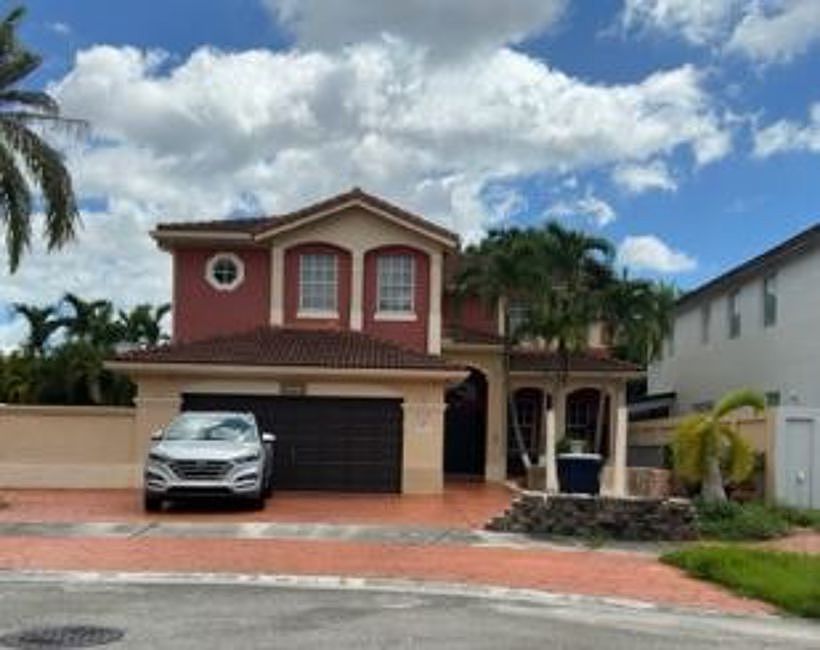 1st image of 3921 SW 154th Ct