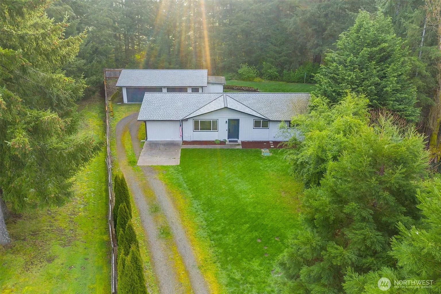6608 Summerset Court SE photo 1