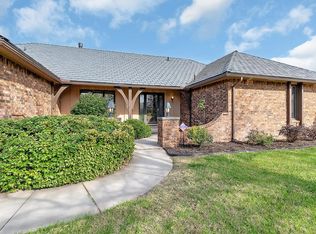 1508 S Robin Ridge Cir, Wichita, KS 67230