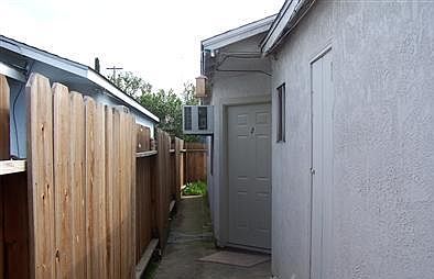 1st image of 433 N 4th Ave #B